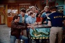 pinball fonzie.jpg pinball fonzie.jpg