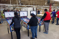 cdn2.sbnation.com_entry_photo_images_7377799_stern_pinball_038_2040_verge_super_wide.jpg