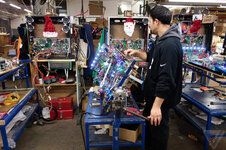 cdn3.sbnation.com_entry_photo_images_7377849_stern_pinball_029_2040_verge_super_wide.jpg