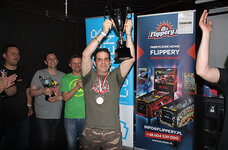 www.pinballnews.com_shows_ppo2014_26.jpg