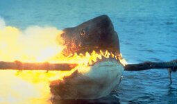 Jaws_560x330_TV_2102_00001A.5Bd.jpg