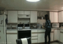 gif_surprise-inflatable-ball.gif