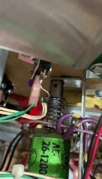 F8066FC7-9C18-4271-8C16-2B968DC666EA.gif