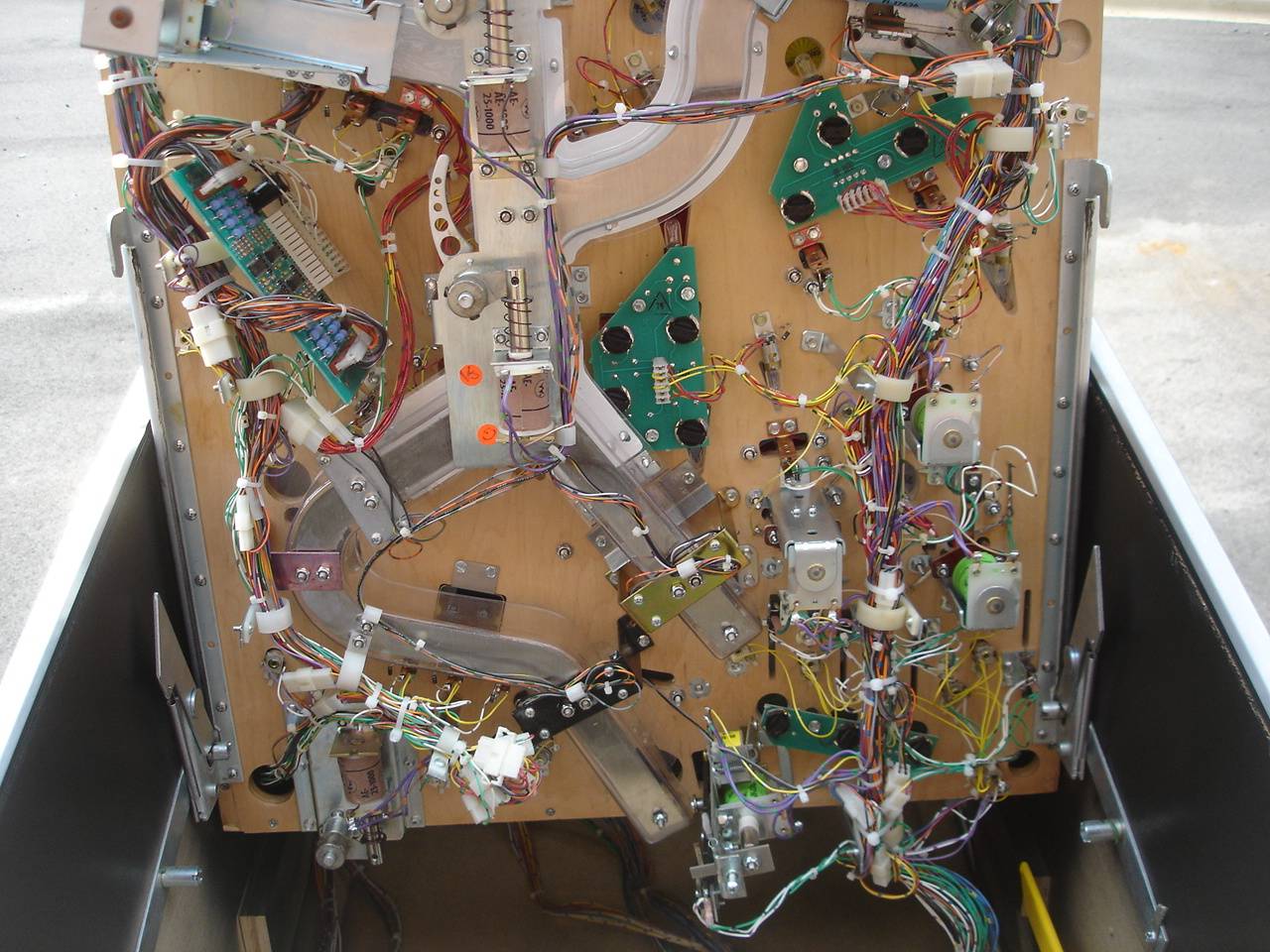 STTNG - Under Playfield